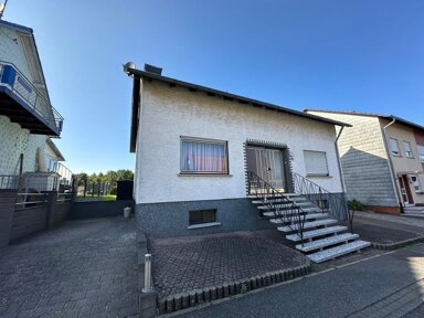 Einfamilienhaus zum Kauf 179.000 € 6 Zimmer 135 m² 380 m² Grundstück Kutzhof Heusweiler 66265