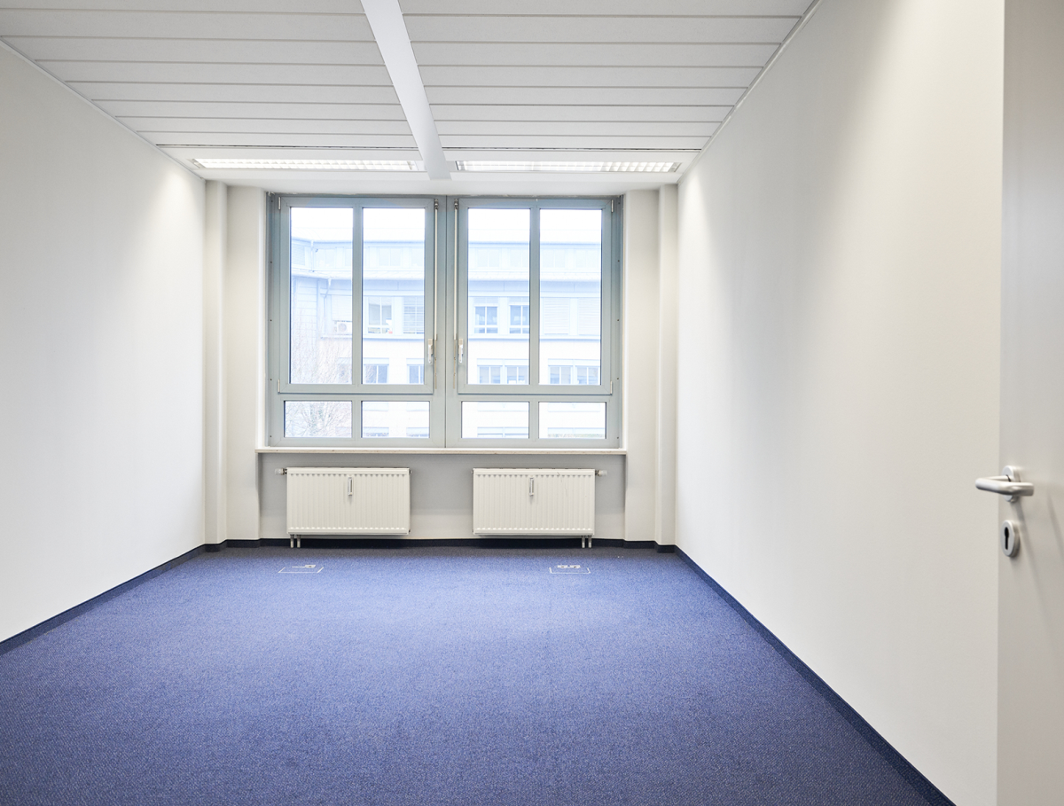 Bürofläche zur Miete 1.210,20 € 55,1 m²<br/>Bürofläche ab 55,1 m²<br/>Teilbarkeit Lilienthalstr. 25-29 Hallbergmoos Hallbergmoos 85399