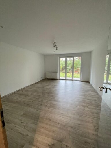 Studio zur Miete 335 € 1 Zimmer 34,6 m² EG frei ab sofort Lauf links Lauf an der Pegnitz 91207