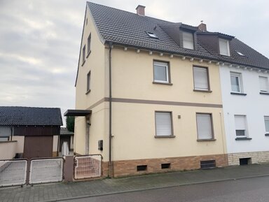 Doppelhaushälfte zum Kauf 319.000 € 7 Zimmer 130 m² 353 m² Grundstück Reilingen 68799