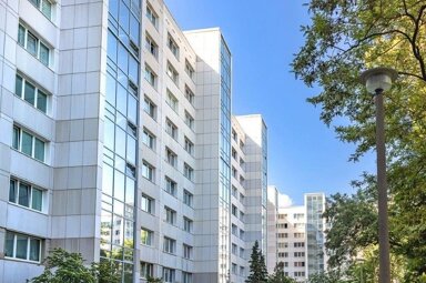 Wohnung zur Miete 597 € 4 Zimmer 80,3 m² 9. Geschoss frei ab 03.03.2025 Herzberger Str. 26 Prohlis-Nord (Jacob-Winter-Platz) Dresden 01239