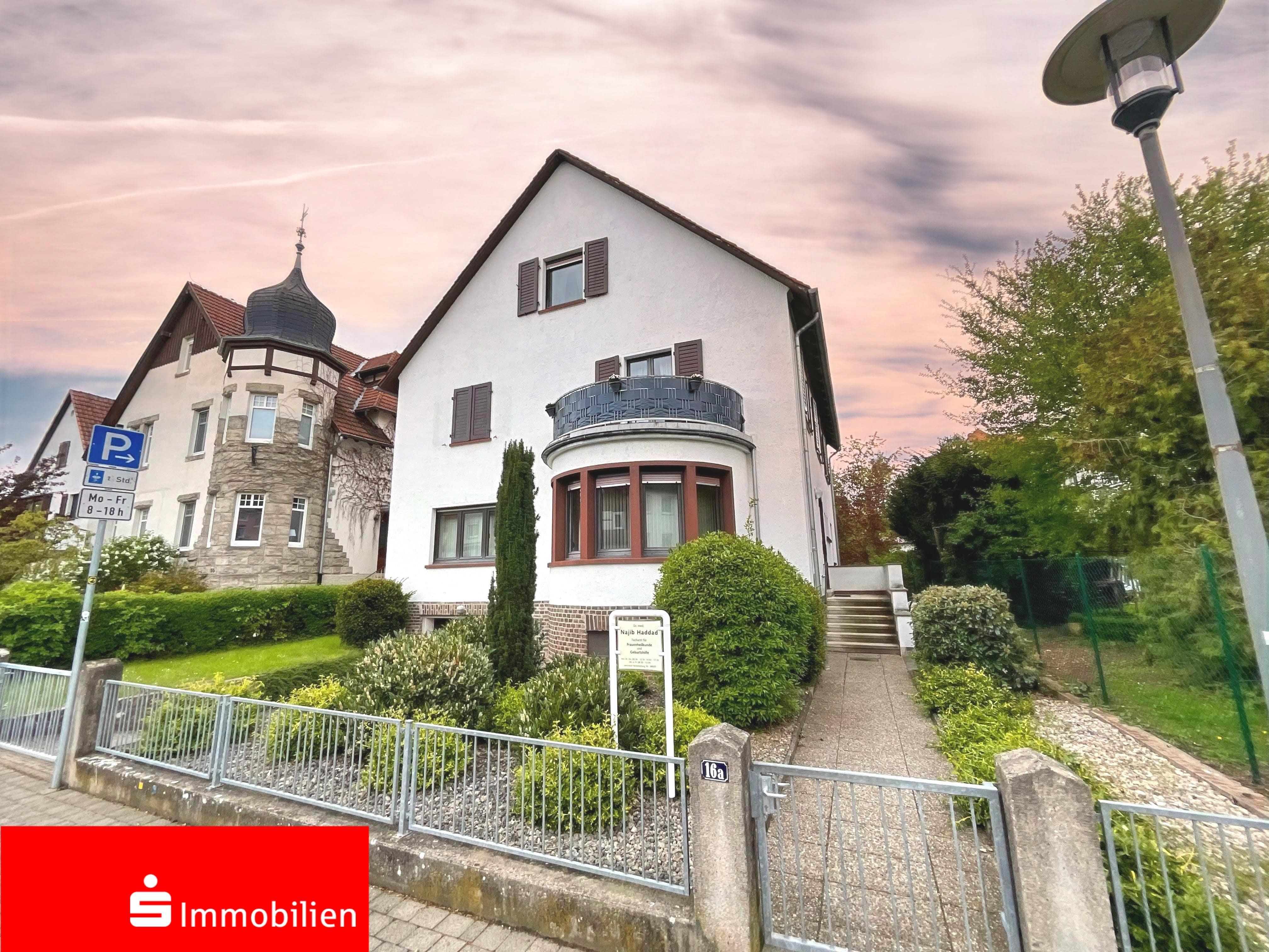 Wohn- und Geschäftshaus zum Kauf als Kapitalanlage geeignet 398.000 € 7 Zimmer 301,4 m²<br/>Fläche 531 m²<br/>Grundstück Eschwege Eschwege 37269