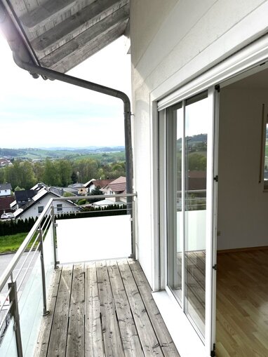 Wohnung zum Kauf Provisionsfrei 177.000 € 3 Zimmer 71,2 m² 1. Geschoss Passauer Str. 33 Waldkirchen Waldkirchen 94065