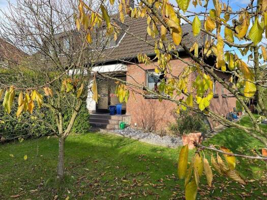 Bungalow zum Kauf 780.000 € 6 Zimmer 250 m² 1.000 m² Grundstück frei ab 01.04.2026 Höhenweg 140 Sterkrade-Nord Oberhausen 46147