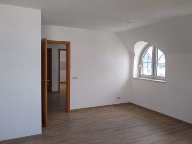 Wohnung zur Miete 476 € 3 Zimmer 80 m² Bad Elster Bad Elster 08645