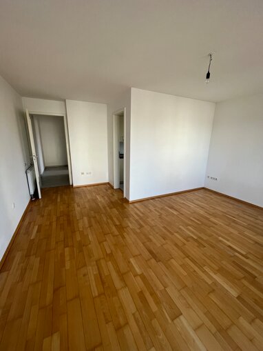 Wohnung zur Miete 1.067 € 2 Zimmer 49 m² Von-Stauffenberg-Str. 100 Unterhaching 82008