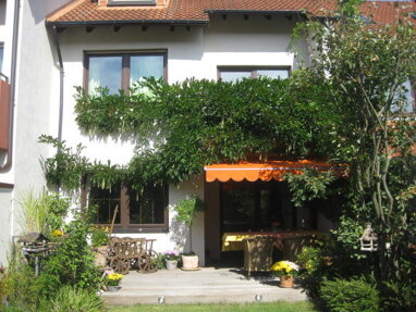 Haus zum Kauf Provisionsfrei 205.000 € 6 Zimmer 180 m² 220 m² Grundstück Paul-Tillich-Straße 27, Niederrad Frankfurt am Main 60528