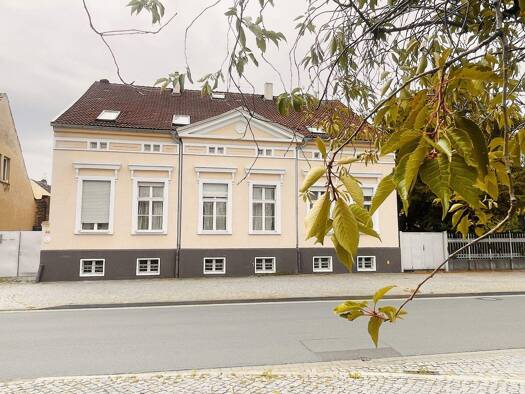 Mehrfamilienhaus zum Kauf 510.000 € 306,9 m² 1.704 m² Grundstück Luckenwalde 14943