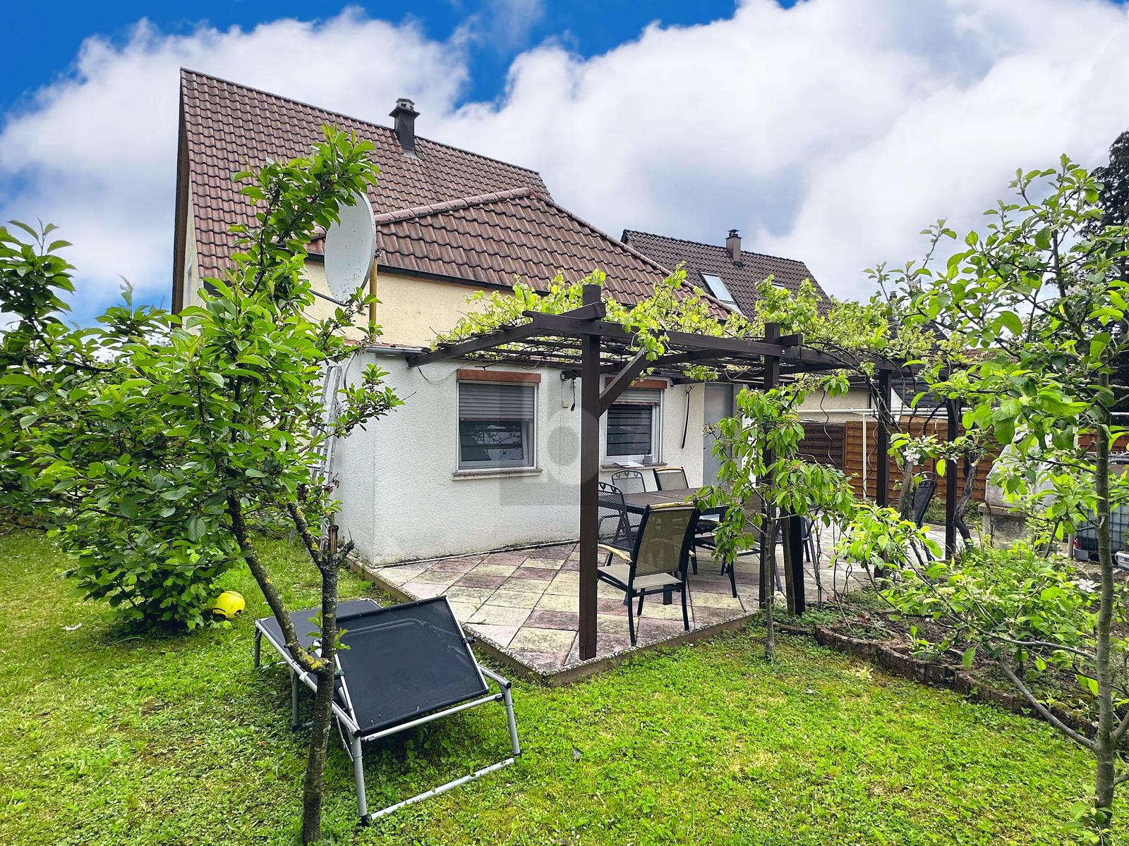 Mehrfamilienhaus zum Kauf 539.000 € 6 Zimmer 172 m²<br/>Wohnfläche 399 m²<br/>Grundstück Neckarsulm Neckarsulm 74172