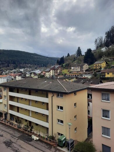 Wohnung zum Kauf als Kapitalanlage geeignet 157.000 € 3,5 Zimmer 98 m² Bad Wildbad Bad Wildbad 75323