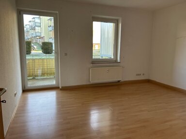 Wohnung zur Miete 512 € 3 Zimmer 69,3 m² 1. Geschoss frei ab sofort Von Kleist Straße 3 Wahlbezirk 71 Suhl 98527