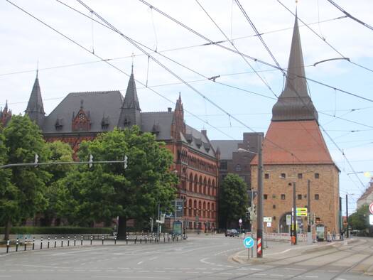 Mehrfamilienhaus zum Kauf als Kapitalanlage geeignet 1.250.000 € 600 m² 300 m² Grundstück Stadtmitte Rostock 18055