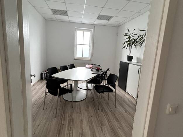 Büro zur Miete 1.500 € 4 Zimmer Innenstadt Hof 95028