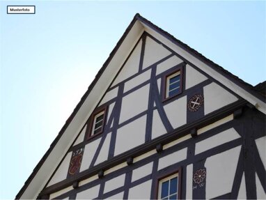 Haus zum Kauf Zwangsversteigerung 261.500 € 214 m² 6.338 m² Grundstück Rottenbach Lautertal 96486