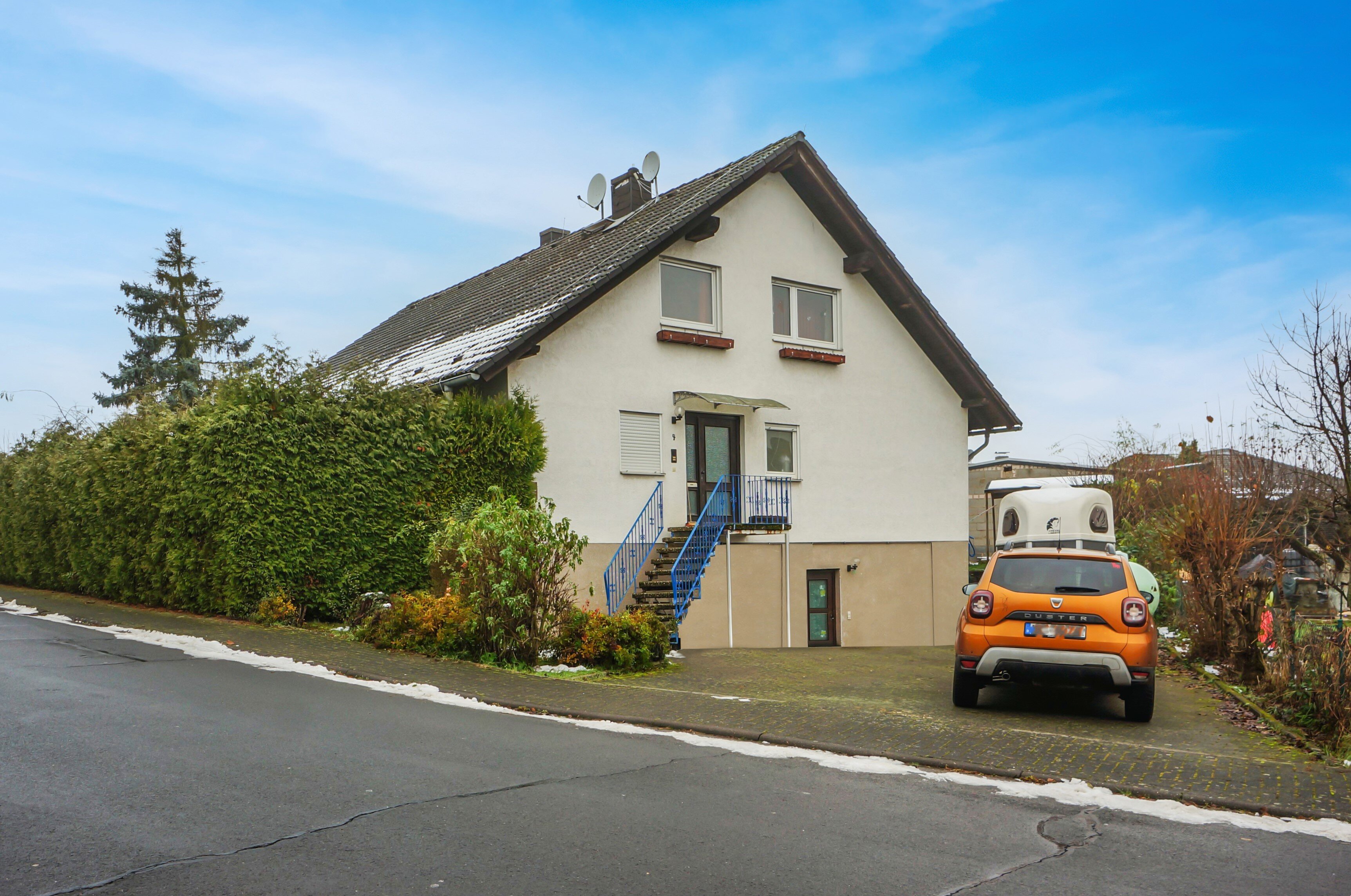 Einfamilienhaus zum Kauf 399.000 € 7 Zimmer 272 m²<br/>Wohnfläche 620 m²<br/>Grundstück Ettingshausen Reiskirchen 35447