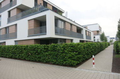 Wohnung zur Miete 700 € 2,5 Zimmer 76 m² frei ab sofort Marie-Curie-Straße 9 Röthelheimpark Erlangen 91052