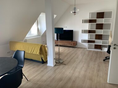 Apartment zur Miete 1.000 € 1,5 Zimmer 74 m² 4. Geschoss Sachsenhausen - Nord Frankfurt am Main 60594