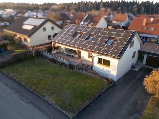 Mehrfamilienhaus zum Kauf 410.000 € 8 Zimmer 203,7 m² 807 m² Grundstück Rottweil / Neukirch 78628