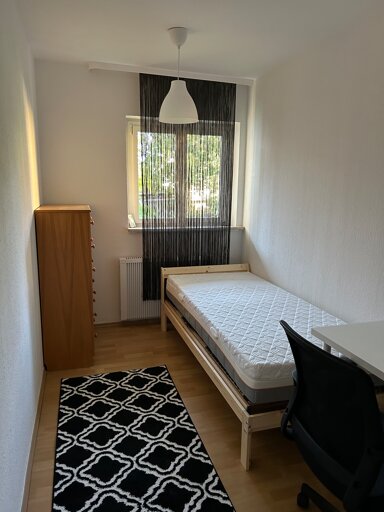 WG-Zimmer zur Miete 430 € 10 m² 1. Geschoss frei ab 01.02.2025 Gnesener Straße 70 Schmidener Vorstadt Stuttgart 70374