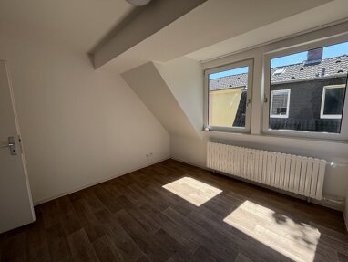 Wohnung zur Miete 410 € 3 Zimmer 42,4 m² 3. Geschoss Neubreisacher Str. 32a Obermeiderich Duisburg 47137