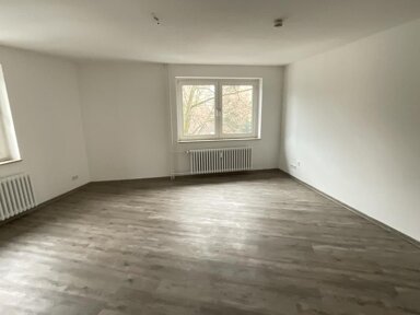 Wohnung zur Miete 429 € 2 Zimmer 63 m² 2. Geschoss Siebengebirgsstraße 1 Beeckerwerth Duisburg 47139