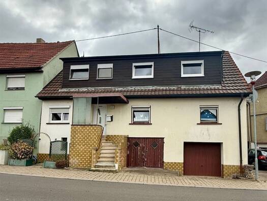 Einfamilienhaus zum Kauf 189.000 € 5,5 Zimmer 106,4 m² 125 m² Grundstück frei ab sofort Massenbachhausen 74252