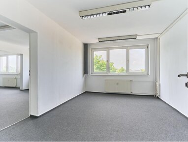 Bürofläche zur Miete 6,50 € 1.300 m² Bürofläche teilbar ab 300 m² Industriestraße 15 Schmarl Rostock 18069