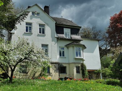 Haus zum Kauf provisionsfrei 415.000 € 10 Zimmer 220 m² 2.646 m² Grundstück Siegen Siegen 57076