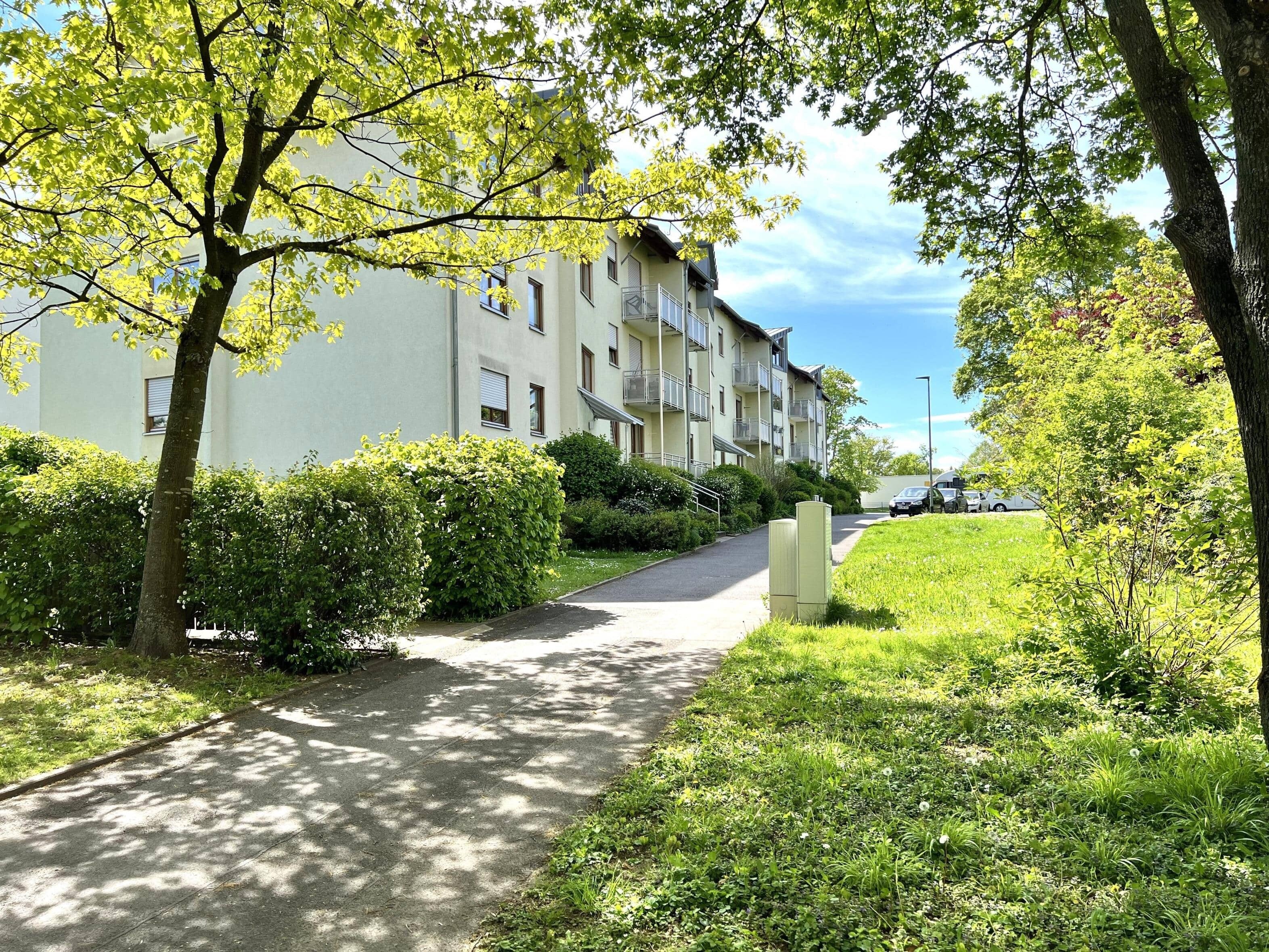 Wohnung zum Kauf 189.000 € 2 Zimmer 67 m²<br/>Wohnfläche Bergl Schweinfurt 97421