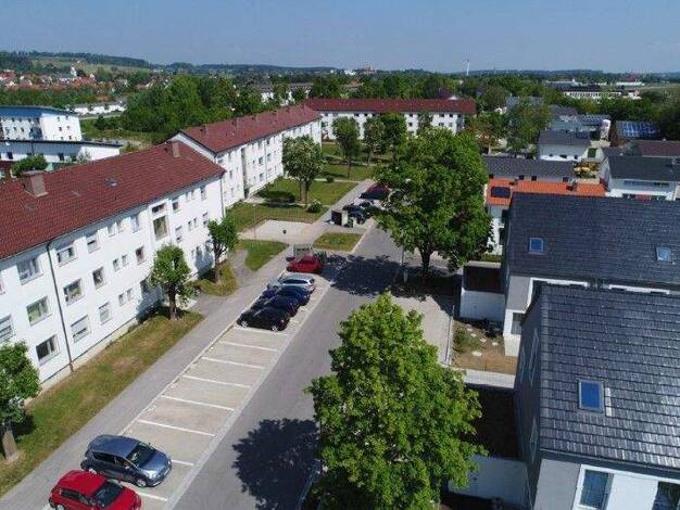 Wohnung zur Miete 786 € 3 Zimmer 80,2 m² 1. Geschoss frei ab 20.01.2026 Am Flugfeld 4 Kaufbeuren 87600