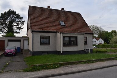 Einfamilienhaus zum Kauf provisionsfrei 379.000 € 8 Zimmer 140 m² 1.335 m² Grundstück frei ab sofort Hövelstraße Holzwickede Holzwickede 59439