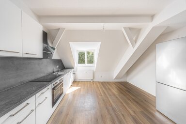 Wohnung zur Miete 1.025 € 3 Zimmer 77 m² 4. Geschoss Körnerstraße 46 Südvorstadt Leipzig 04275