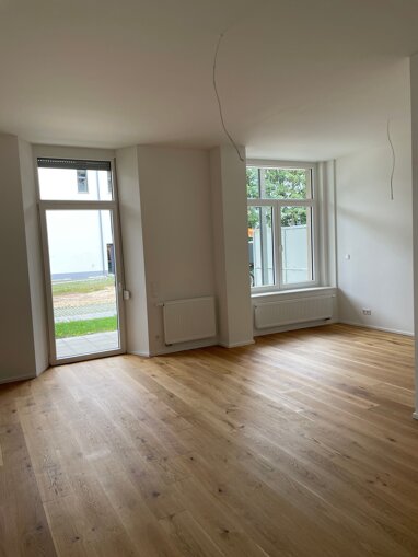 Wohnung zur Miete 700 € 2 Zimmer 56 m² Erdgeschoss frei ab sofort Mildred-Scheel-Str. 10a Industriegebiet Süd Amberg 92224