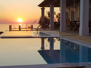 Villa zum Kauf 1.050.000 € 8 Zimmer 200 m² 1.300 m² Grundstück Ereikousa - Korfu 49100