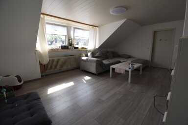 Wohnung zur Miete 760 € 4 Zimmer 80 m² 3. Geschoss frei ab 01.05.2025 Merian Str. 9 Rathaus - Malteser Gründe Solingen 42651