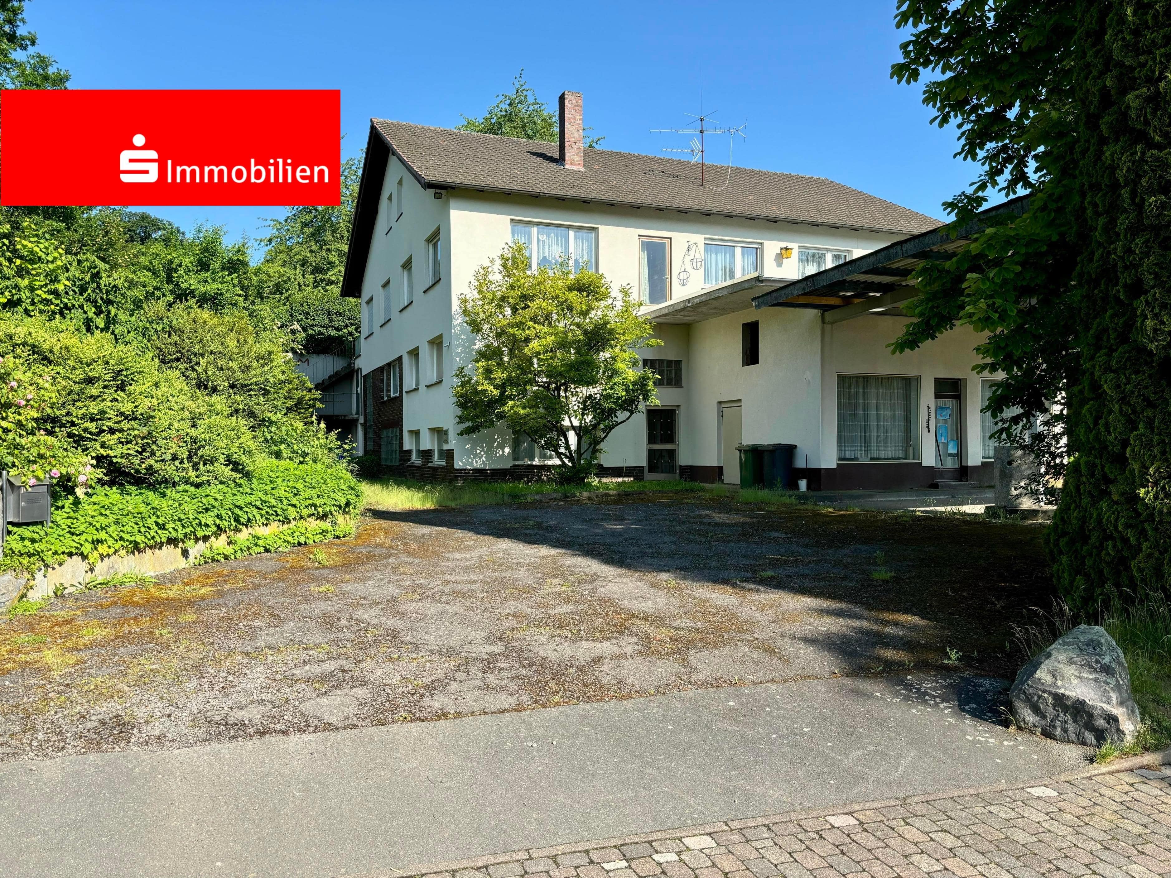 Mehrfamilienhaus zum Kauf 299.500 € 11 Zimmer 287 m²<br/>Wohnfläche 2.042 m²<br/>Grundstück Hemfurth-Edersee Edertal 34549