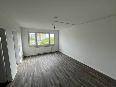Wohnung zur Miete 470 € 2 Zimmer 60 m² 5. Geschoss Helsinki Straße 34 Mettenhof Bezirk 2 Kiel 24109