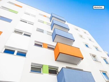 Wohnung zum Kauf Zwangsversteigerung 13.300 € 2 Zimmer 68 m² Hochheide Duisburg 47198