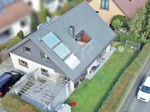 Einfamilienhaus zur Miete 2.400 € 6,5 Zimmer 164 m² 430 m² Grundstück frei ab sofort Hemmingen 71282
