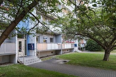 Wohnung zur Miete 530 € 3 Zimmer 64,3 m² 2. Geschoss frei ab 06.03.2025 Senftenberger Str. 8 Prohlis-Süd Dresden 01239