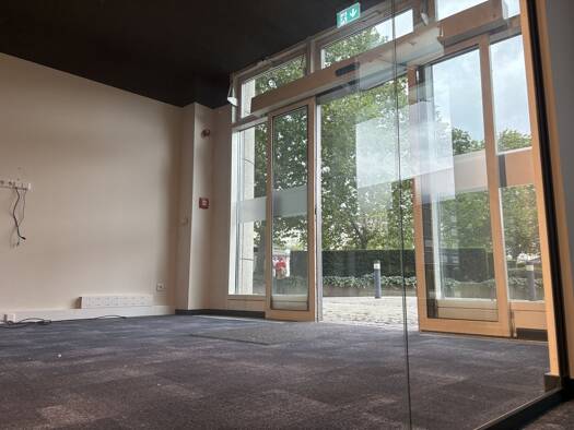 Laden zur Miete 24,50 € 130 m² Verkaufsfläche Karl-Marx-Allee 90 A-C Friedrichshain Berlin / Friedrichshain 10243