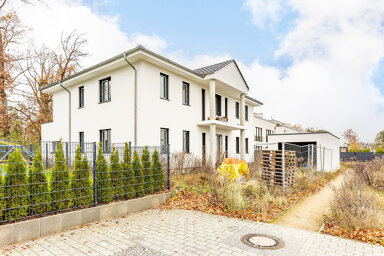 Haus zum Kauf 1.599.000 € 8 Zimmer 373 m² 700 m² Grundstück Groß Glienicke Potsdam/Groß Glienicke 14476