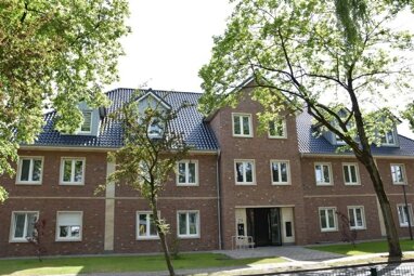 Wohnung zur Miete 530 € 3 Zimmer 77 m² Erdgeschoss Gartenstraße 25 Papenburg - Untenende Papenburg 26871