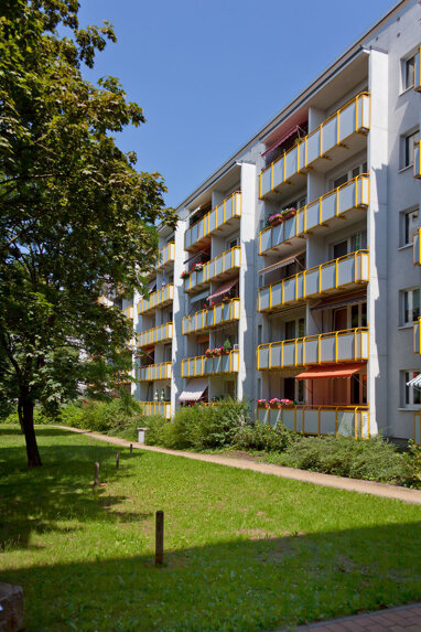 Wohnung zur Miete 338 € 2 Zimmer 44,3 m² 4. Geschoss Lowetscher Straße 52 Rieth Erfurt 99089