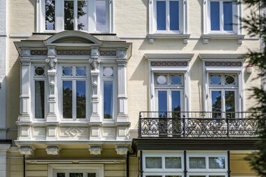 Villa zum Kauf 14 Zimmer 485,6 m² 410 m² Grundstück Uhlenhorst Hamburg 22085