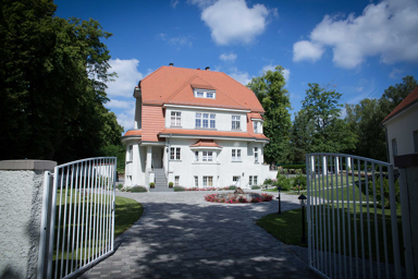 Gastronomie/Hotel zum Kauf 2.000.000 € 670 m² Gastrofläche 2.400 m² Grundstück Steinförder Straße 20 Fürstenberg/Havel Fürstenberg/Havel 16798