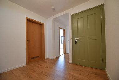 Wohnung zur Miete 320 € 2 Zimmer 61,7 m² 5. Geschoss Innere-Zittauer-Straße 28 Löbau Löbau 02708