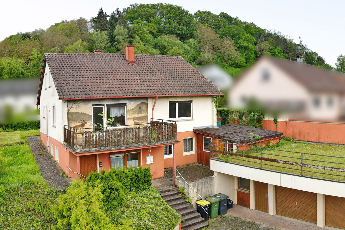 Einfamilienhaus zum Kauf 370.000 € 9 Zimmer 156 m²<br/>Wohnfläche 692 m²<br/>Grundstück Freudenstein-Hohenklingen Knittlingen / Hohenklingen 75438