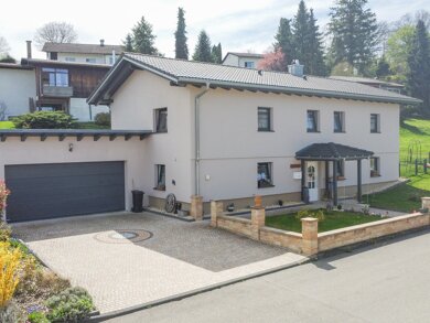 Einfamilienhaus zum Kauf 675.000 € 5,5 Zimmer 152 m² 824 m² Grundstück Jestetten Jestetten 79798