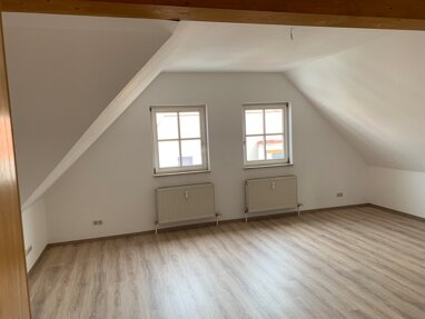 Wohnung zur Miete 415 € 3 Zimmer 82,9 m² 2. Geschoss Kirchplatz 8 Crimmitschau Crimmitschau 08451